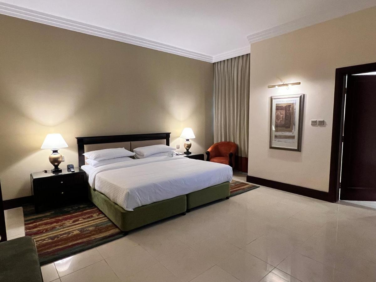 City Seasons Suites Ντουμπάι Εξωτερικό φωτογραφία