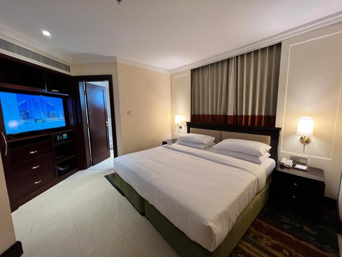 City Seasons Suites Ντουμπάι Εξωτερικό φωτογραφία