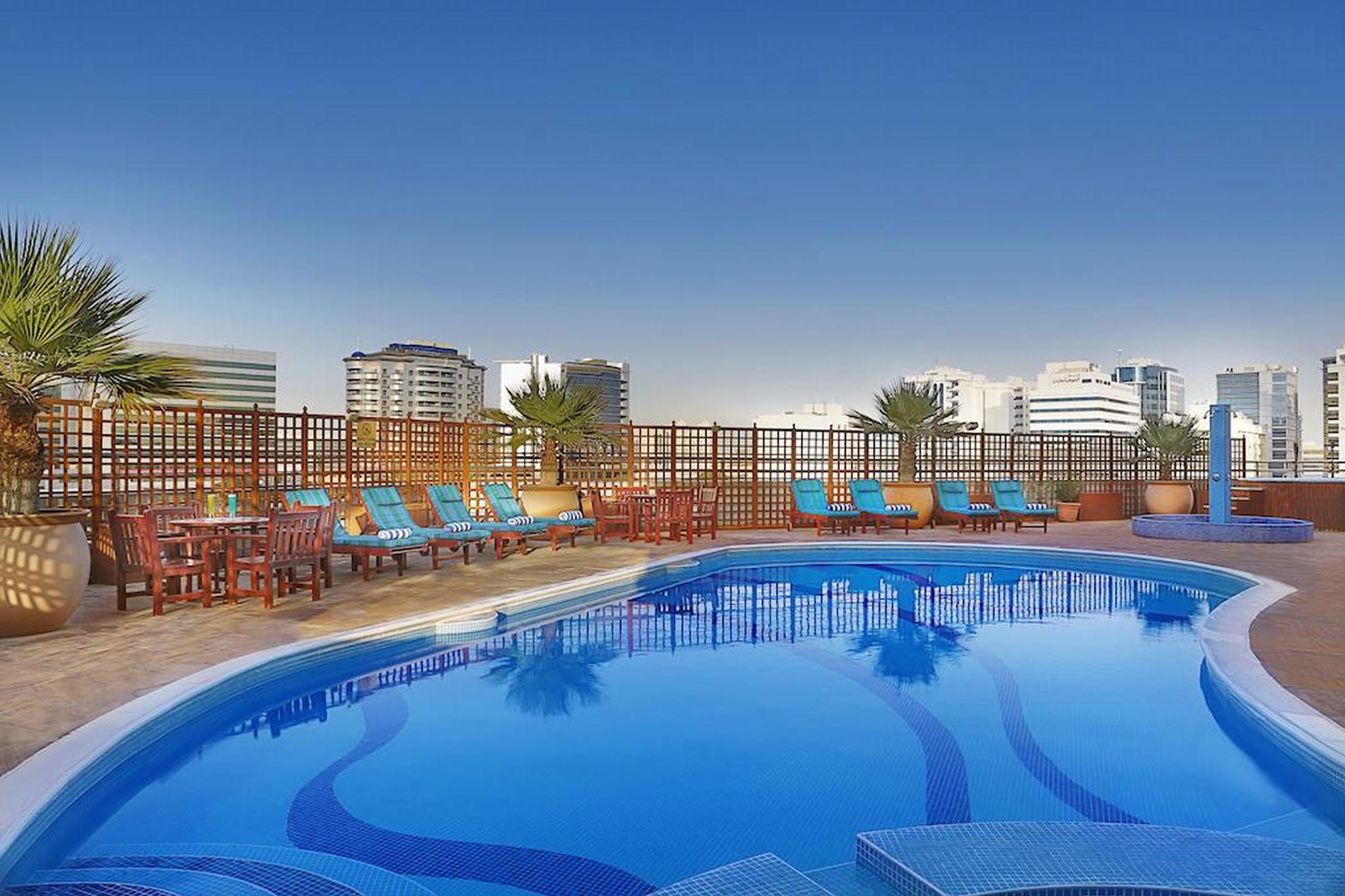 City Seasons Suites Ντουμπάι Εξωτερικό φωτογραφία