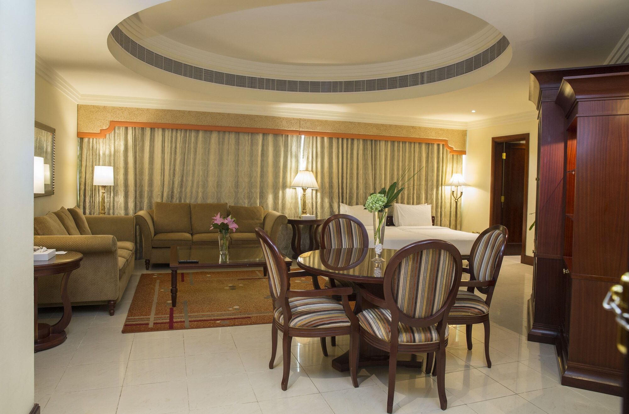 City Seasons Suites Ντουμπάι Εξωτερικό φωτογραφία